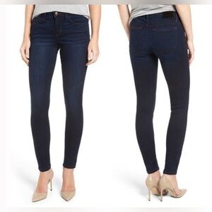 EUC- Joe’s Jeans ‘The Honey Curvy Skinny’ Medium Rise Stretch Jeans